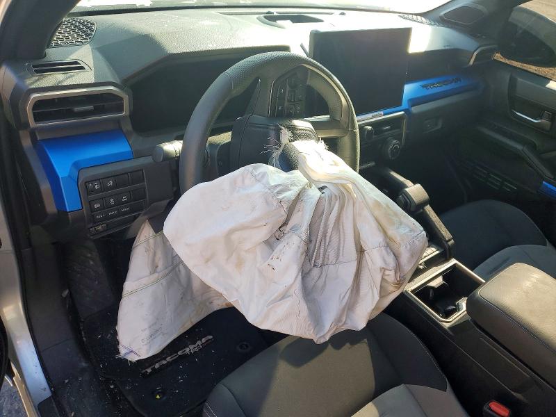 Photo 8 from auction – 2024 TOYOTA TACOMA with VIN 3TMLB5JN6RM019404