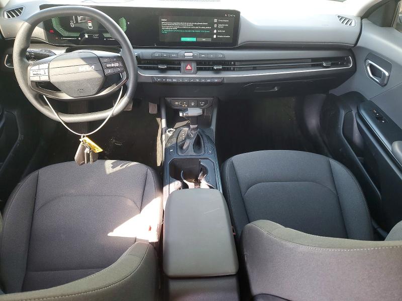 Photo 8 from auction – 2025 KIA K4 LX with VIN 3KPFT4DE0SE062457