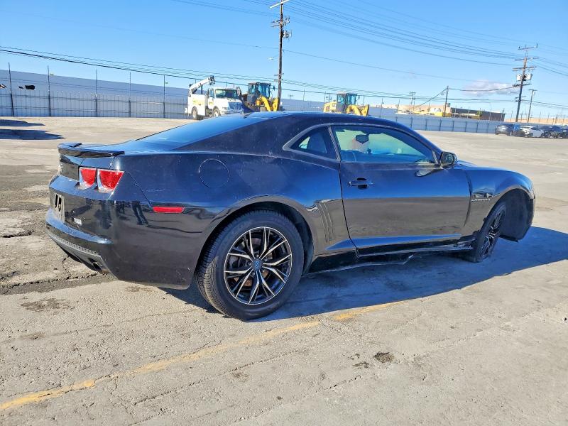 Photo 3 from auction – 2010 CHEVROLET CAMARO with VIN 2G1FE1EV2A9176764