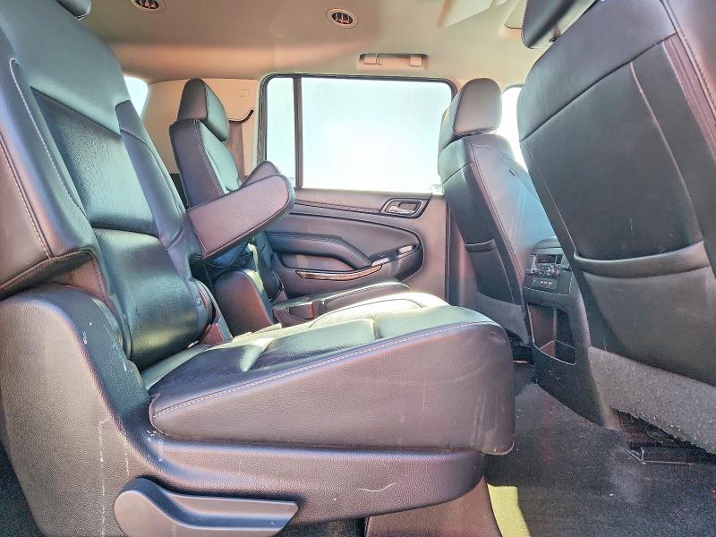 Photo 11 from auction – 2018 CHEVROLET SUBURBAN with VIN 1GNSKHKC8JR284071