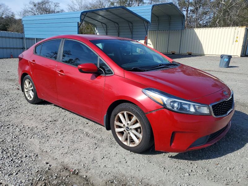 Photo 4 from auction – 2017 KIA FORTE LX with VIN 3KPFL4A77HE111801