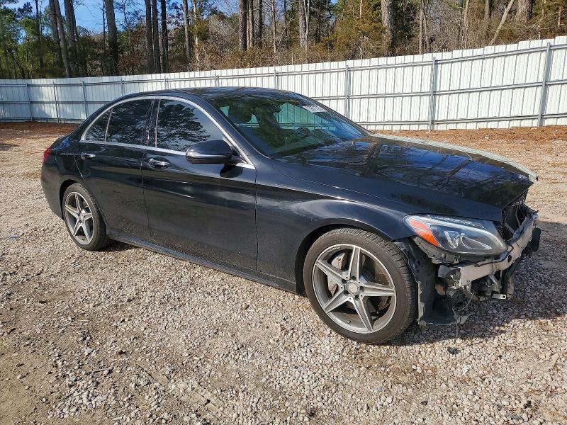 Photo 4 from auction – 2016 MERCEDES-BENZ C with VIN 55SWF4KB7GU098548