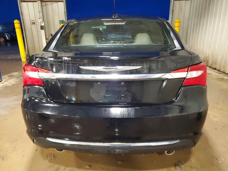 Photo 6 from auction – 2012 CHRYSLER 200 TOURIN with VIN 1C3CCBBG9CN108235