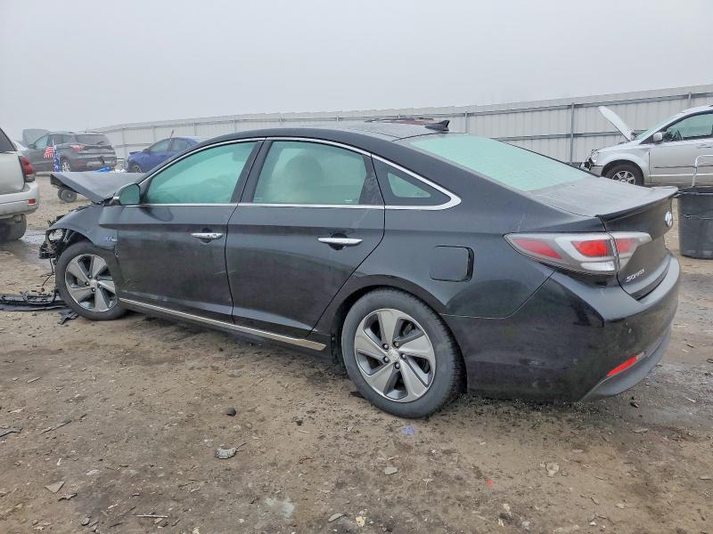 Photo 2 from auction – 2016 HYUNDAI SONATA HYB with VIN KMHE34L13GA019344
