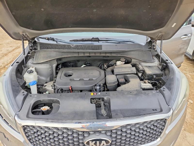 Photo 12 from auction – 2017 KIA SORENTO LX with VIN 5XYPG4A30HG255330