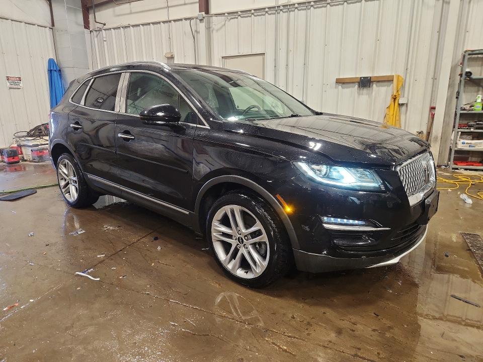 Photo 4 from auction – 2019 LINCOLN MKC RESERV with VIN 5LMCJ3D93KUL11897