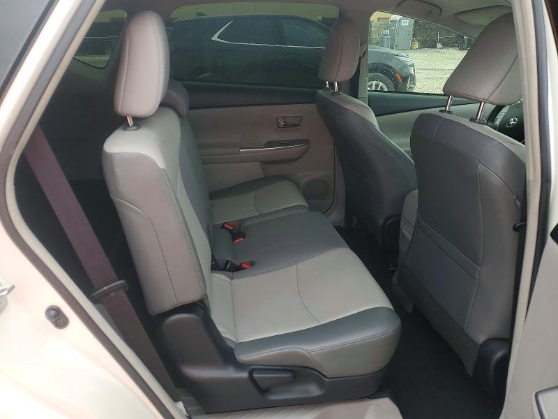Photo 10 from auction – 2015 TOYOTA PRIUS V with VIN JTDZN3EU2FJ023479