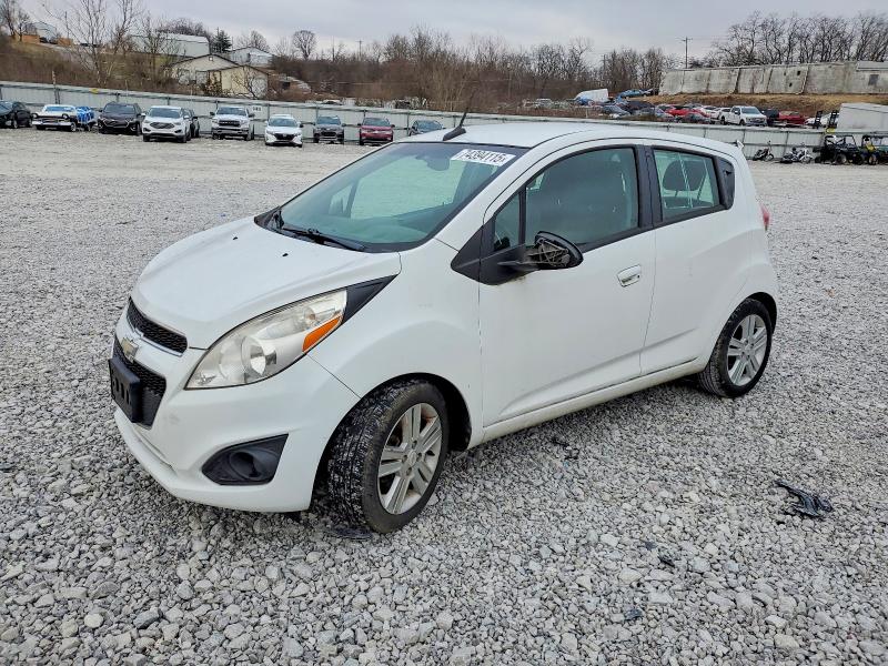 CHEV SPARK 2014 with VIN KL8CD6S98EC560797 - Photo from auction