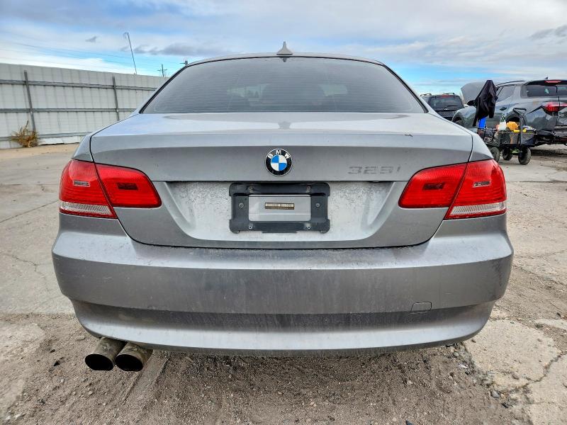 Photo 6 from auction – 2009 BMW 328 with VIN WBAWC33519PU84725