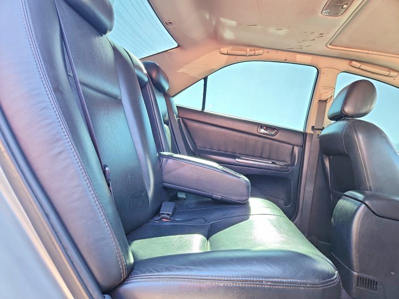 Photo 10 from auction – 2002 TOYOTA CAMRY LE with VIN 4T1BF30KX2U500233