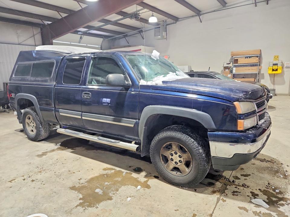 Photo 4 from auction – 2007 CHEVROLET SILVERADO with VIN 1GCEK19Z77Z115465