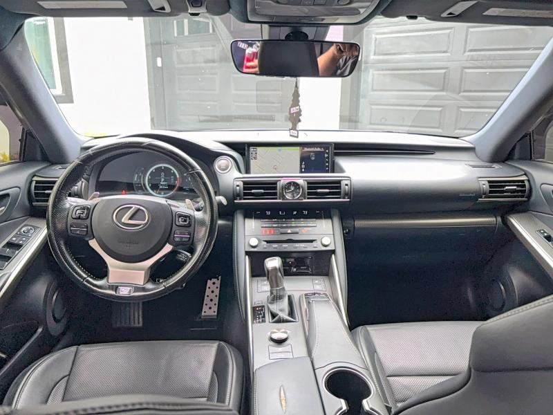 Photo 9 from auction – 2017 LEXUS IS with VIN JTHBE1D21H5029354