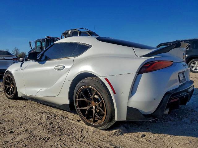 Photo 2 from auction – 2021 TOYOTA SUPRA BASE with VIN WZ1DB0C04MW043767