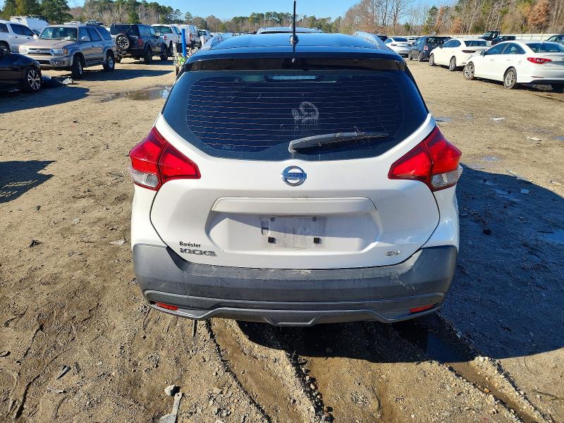 Photo 6 from auction – 2019 NISSAN KICKS S with VIN 3N1CP5CU7KL550597