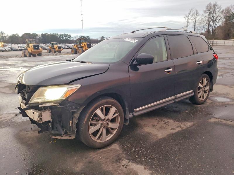 Фото 1 с аукциона – 2015 NISSAN PATHFINDER с VIN 5N1AR2MN8FC626166