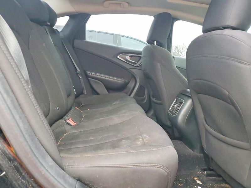 Photo 10 from auction – 2015 CHRYSLER 200 with VIN 1C3CCCAB8FN526642