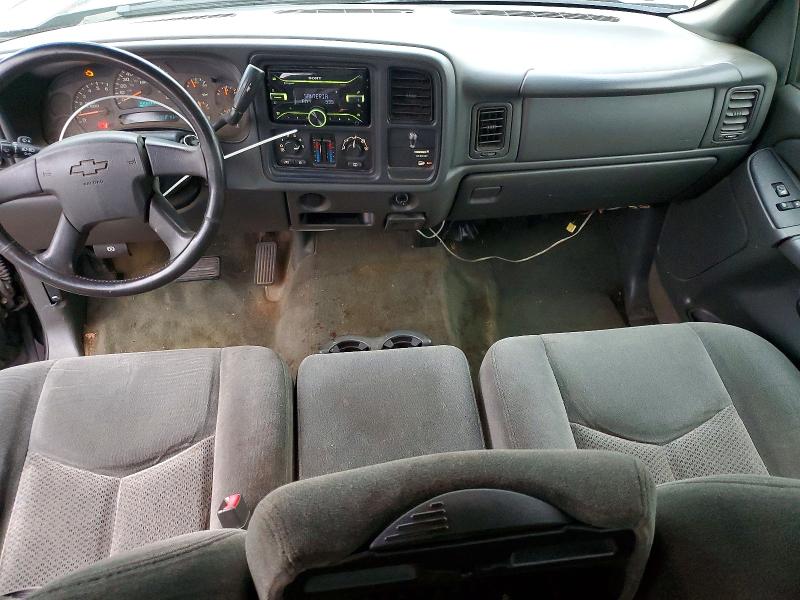 Photo 8 from auction – 2004 CHEVROLET SILVERADO with VIN 2GCEK19T841204820