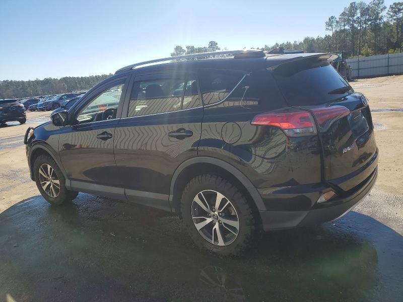 Photo 2 from auction – 2017 TOYOTA RAV4 XLE with VIN 2T3WFREV9HW364474