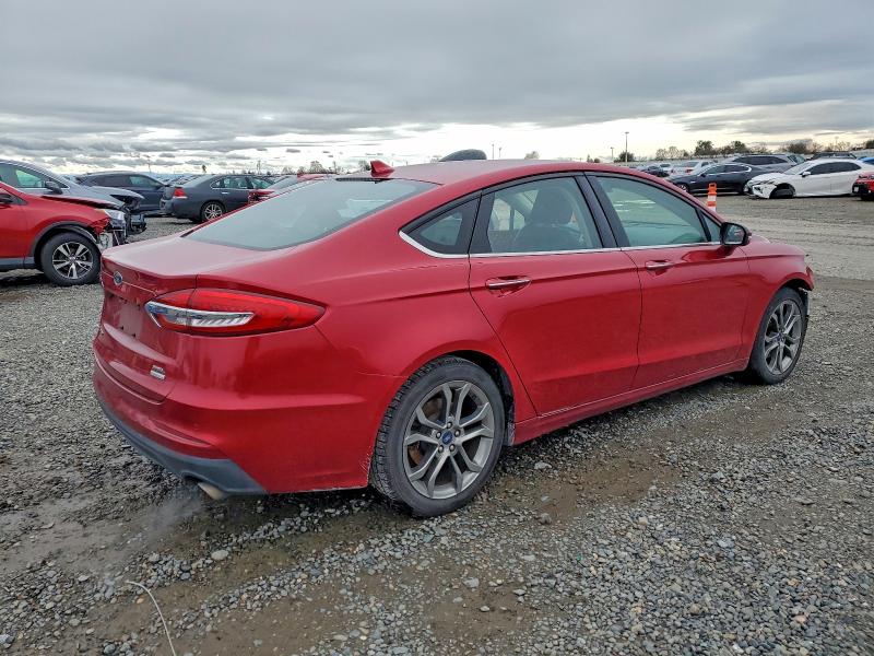 Photo 3 from auction – 2020 FORD FUSION SEL with VIN 3FA6P0CD8LR196199