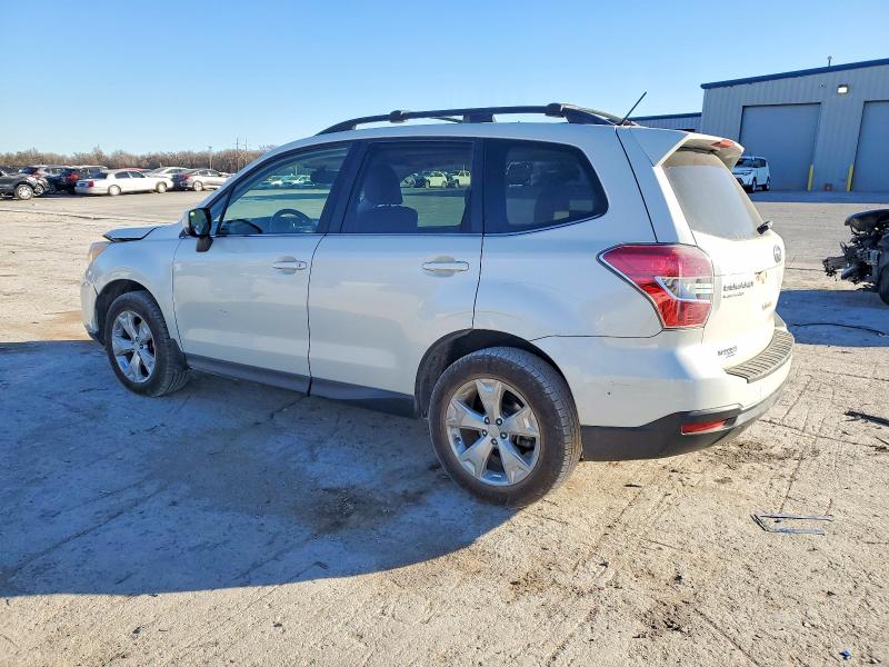 Photo 2 from auction – 2015 SUBARU FORESTER 2 with VIN JF2SJAHC3FH408451