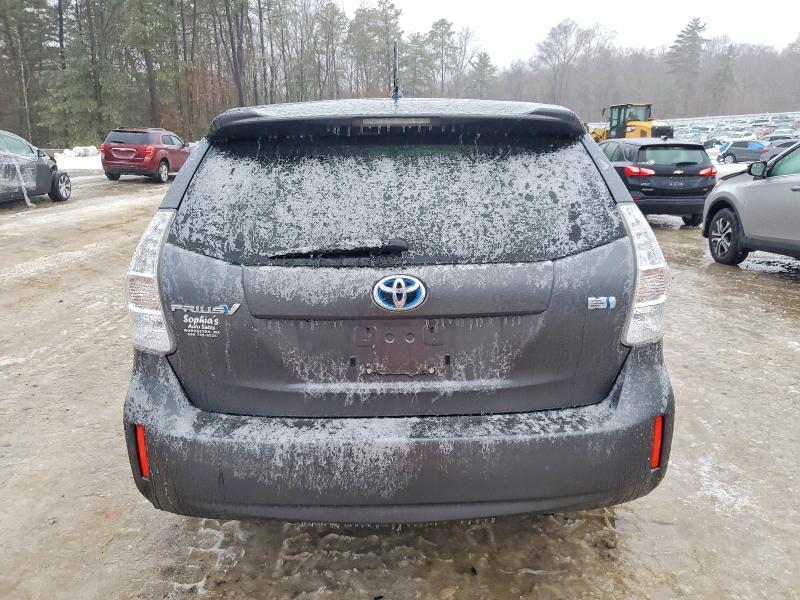 Photo 6 from auction – 2012 TOYOTA PRIUS V with VIN JTDZN3EU1C3180520