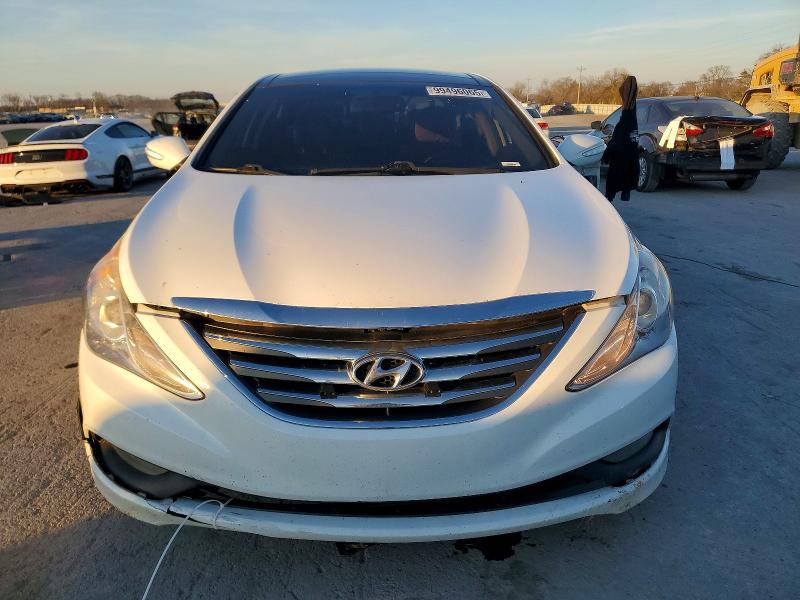Photo 5 from auction – 2014 HYUNDAI SONATA SE with VIN 5NPEC4AB7EH909299