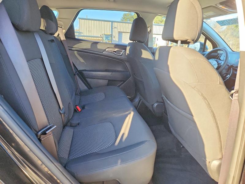 Photo 11 from auction – 2023 KIA SPORTAGE L with VIN KNDPUCAG8P7045768