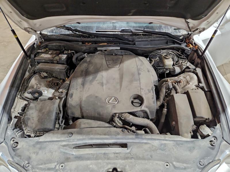 Photo 11 from auction – 2014 LEXUS IS 250 with VIN JTHCF1D26E5002471