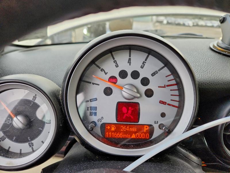 Photo 9 from auction – 2009 MINI COOPER with VIN WMWMR33529TU95522