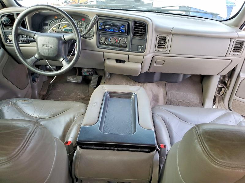 Photo 8 from auction – 2000 GMC NEW SIERRA with VIN 2GTEC19T6Y1294164