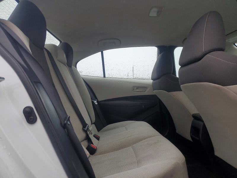 Photo 10 from auction – 2022 TOYOTA COROLLA LE with VIN 5YFEPMAE3NP327587