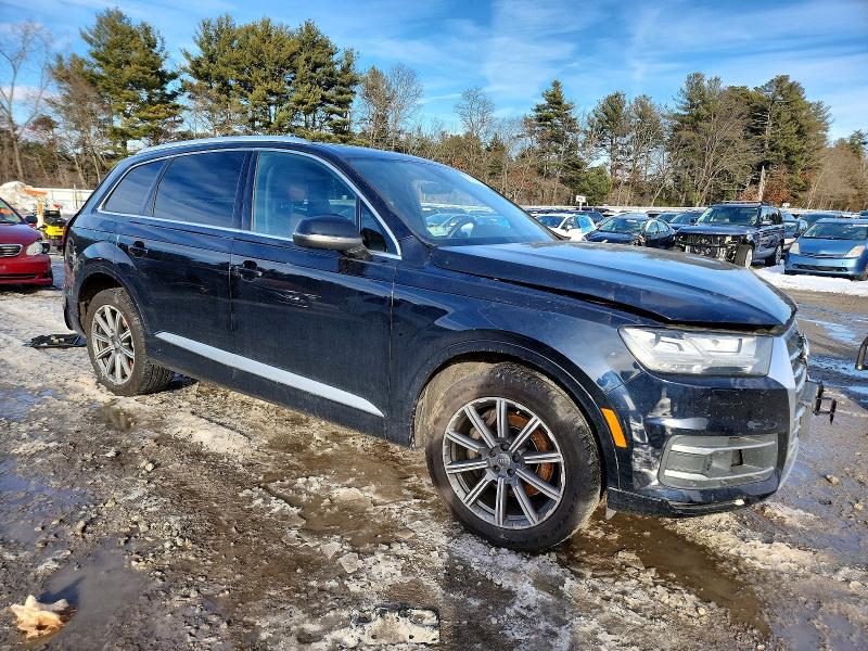 Photo 4 from auction – 2017 AUDI Q7 with VIN WA1LAAF74HD036082