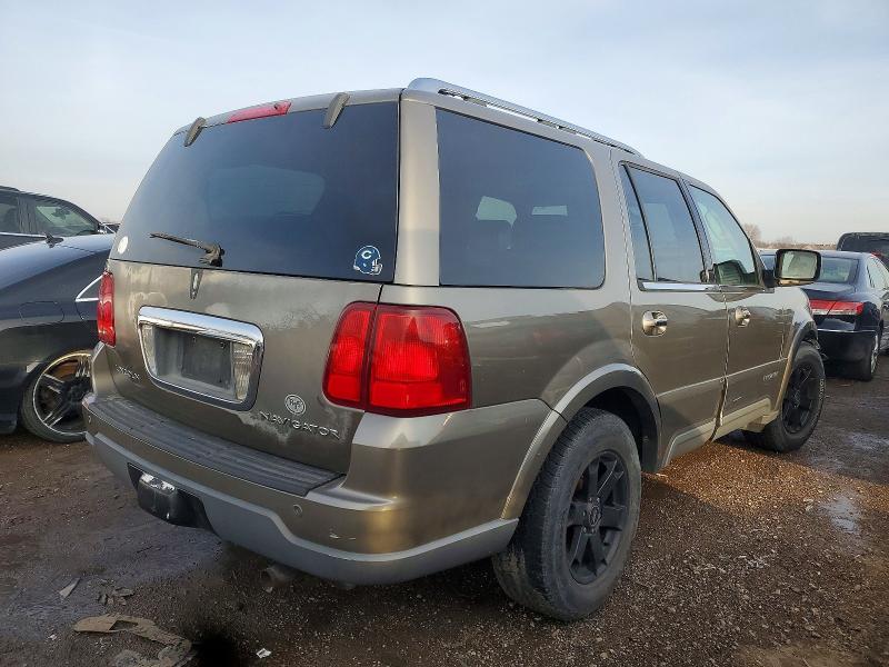Photo 3 from auction – 2004 LINCOLN NAVIGATOR with VIN 5LMFU28R84LJ07839