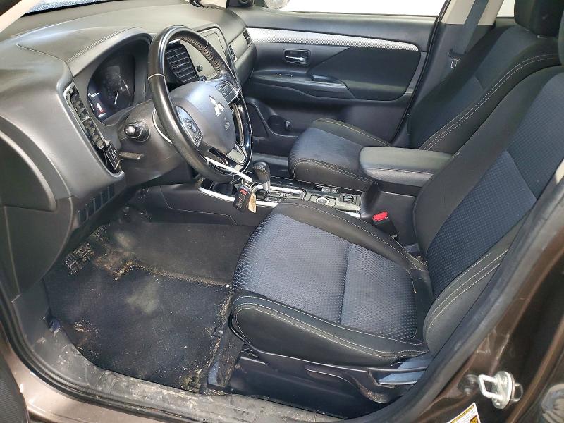 Photo 7 from auction – 2017 MITSUBISHI OUTLANDER with VIN JA4AZ3A38HZ036007