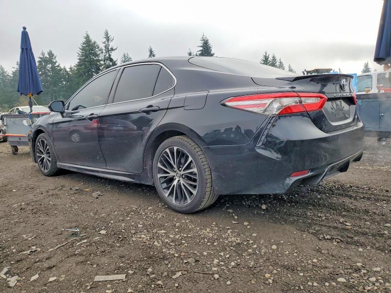Photo 2 from auction – 2018 TOYOTA CAMRY with VIN 4T1B11HK4JU072472