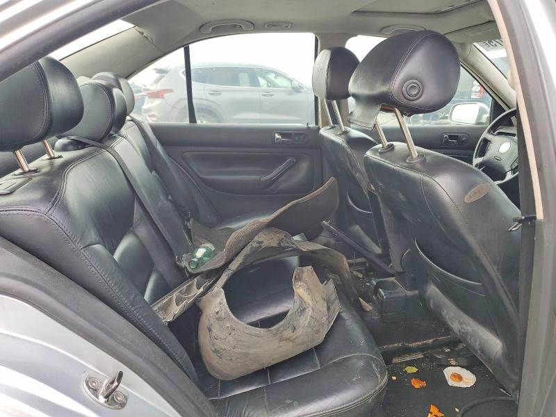 Photo 10 from auction – 2004 VOLKSWAGEN JETTA GLS with VIN 3VWSR69M44M095900