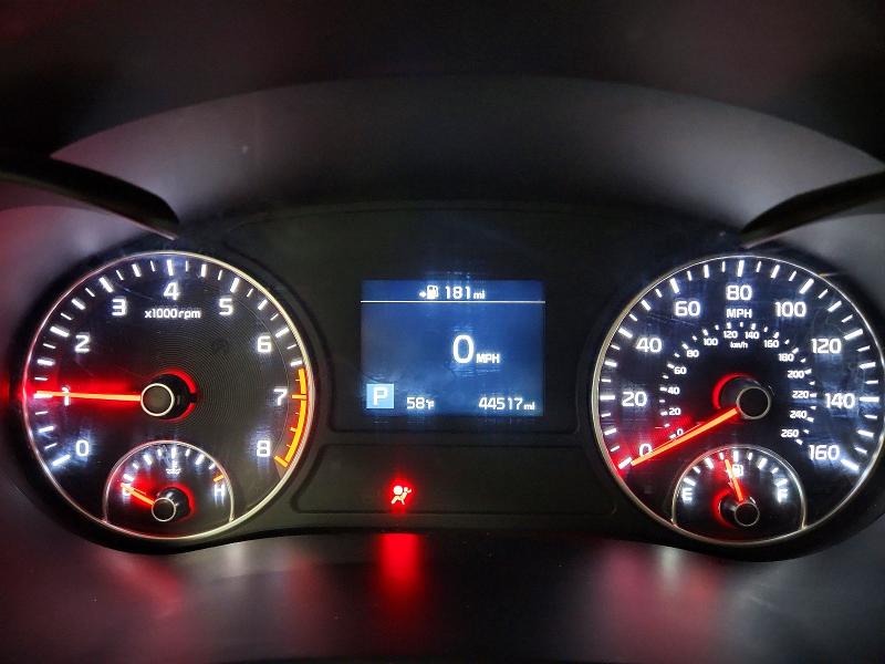 Photo 9 from auction – 2019 KIA OPTIMA with VIN 5XXGT4L32KG368961