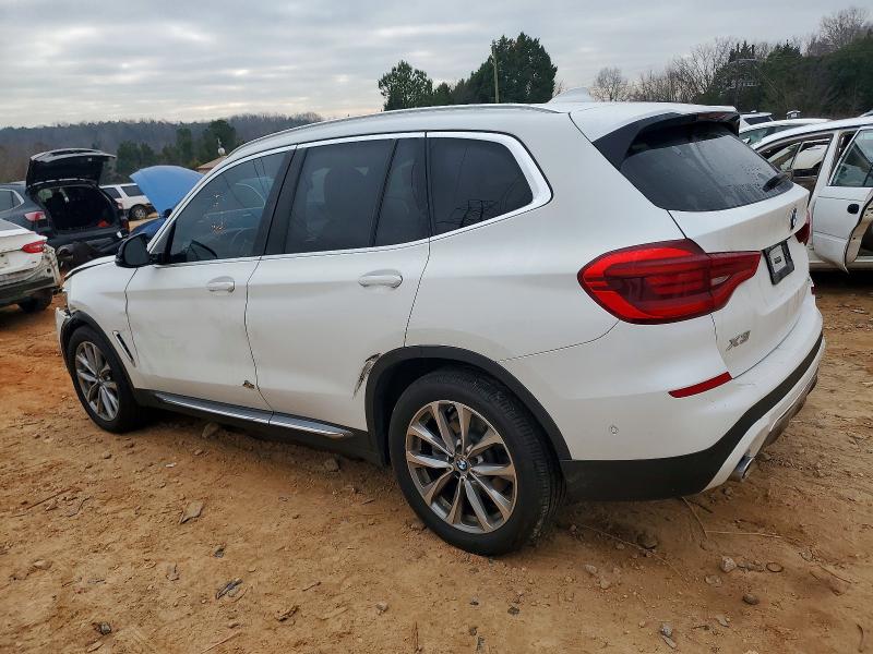 Photo 2 from auction – 2019 BMW X3 SDRIVE3 with VIN 5UXTR7C54KLF28355