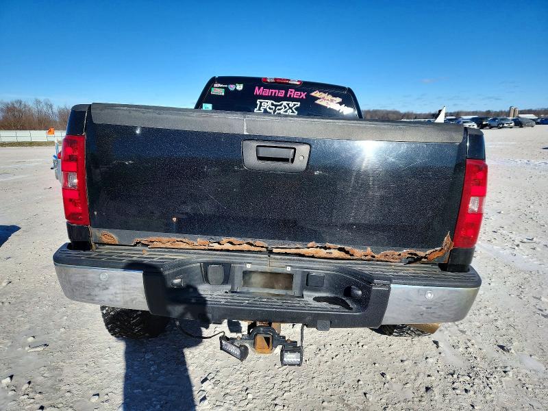 Photo 6 from auction – 2011 CHEVROLET SILVERADO with VIN 1GCRKSE39BZ177841