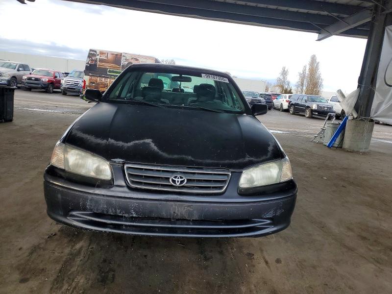 Photo 5 from auction – 2000 TOYOTA CAMRY with VIN 4T1BG22K6YU986617