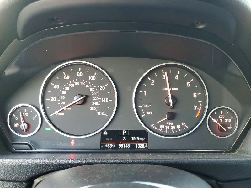 Photo 9 from auction – 2017 BMW 320 with VIN WBA8E1G32HNU15925