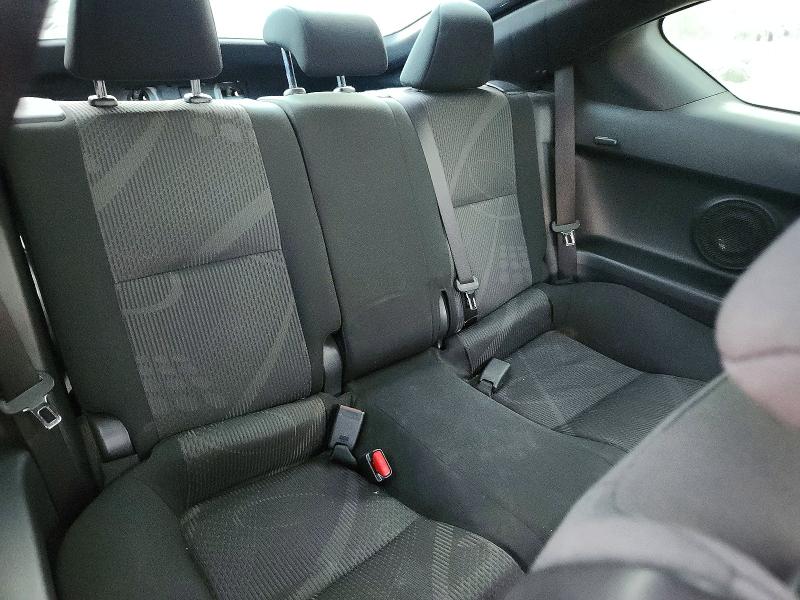 Photo 10 from auction – 2011 TOYOTA SCION TC with VIN JTKJF5C70B3011325