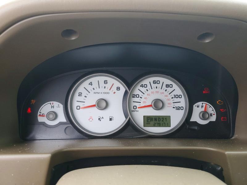 Photo 9 from auction – 2005 FORD ESCAPE with VIN 1FMCU03195KD89055