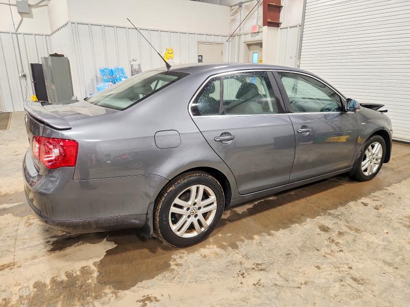Photo 3 from auction – 2007 VOLKSWAGEN JETTA WOLF with VIN 3VWEF81K47M184091