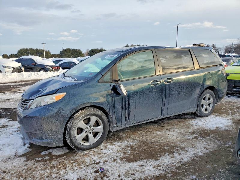 TOYOTA SIENNA 2012 with VIN 5TDKK3DCXCS202130 - Photo from auction