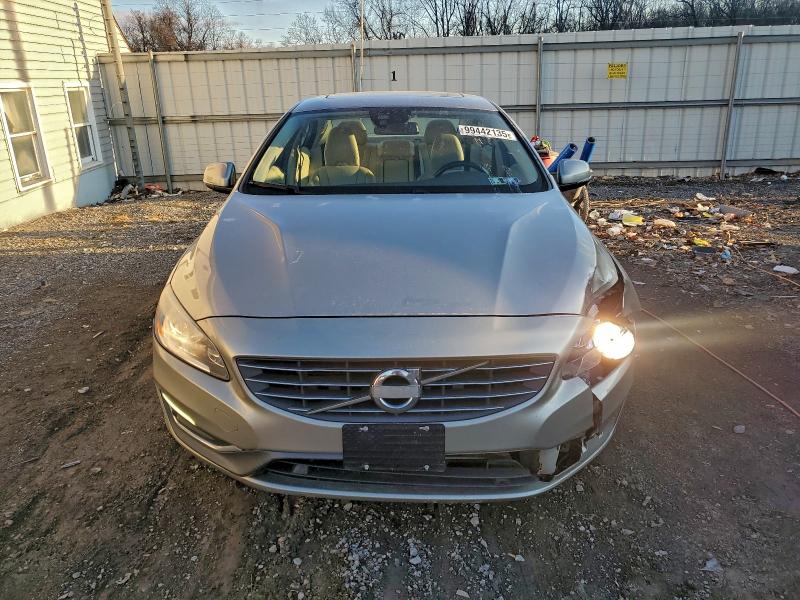 Photo 5 from auction – 2014 VOLVO S60 T5 with VIN YV1612FS8E2273253