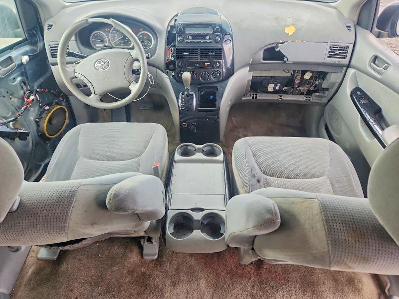 Photo 8 from auction – 2005 TOYOTA SIENNA with VIN 5TDZA23C35S347557
