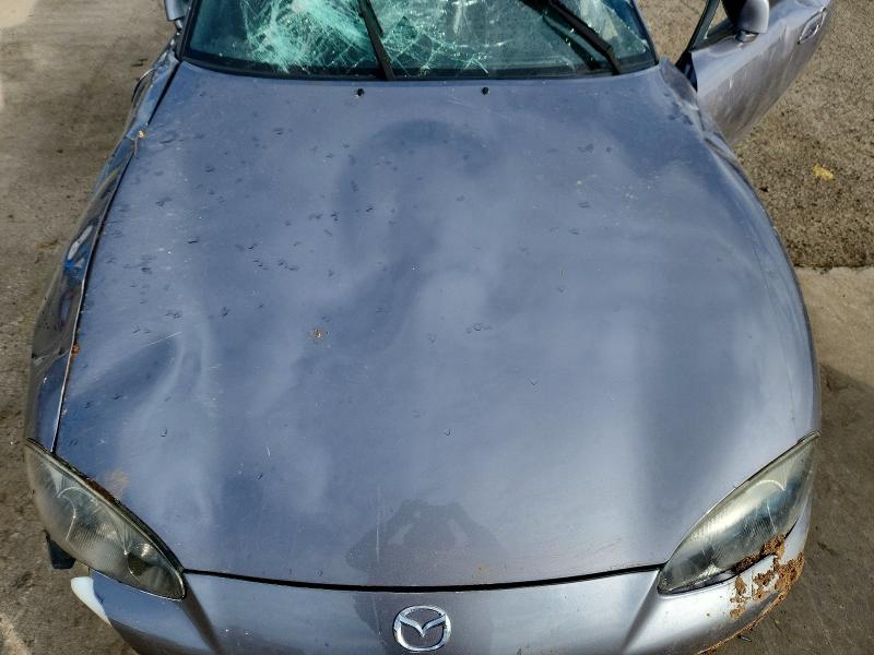 Photo 11 from auction – 2004 MAZDA MX-5 MIATA with VIN JM1NB354740409678