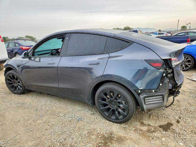 Photo 2 from auction – 2021 TESLA MODEL Y with VIN 5YJYGAEE5MF284127