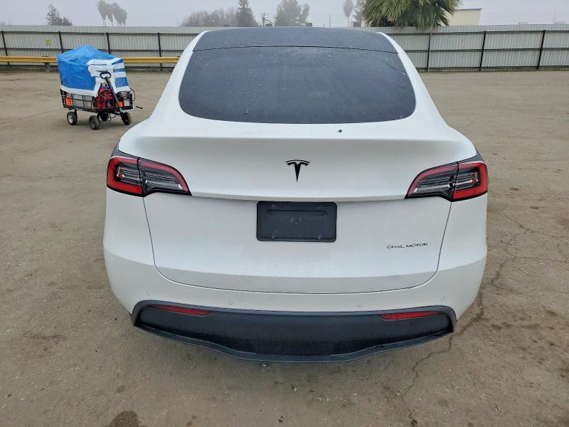 Photo 6 from auction – 2020 TESLA MODEL Y with VIN 5YJYGDEE4LF056037